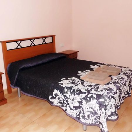 Hostal Abastos Valencia Ngoại thất bức ảnh