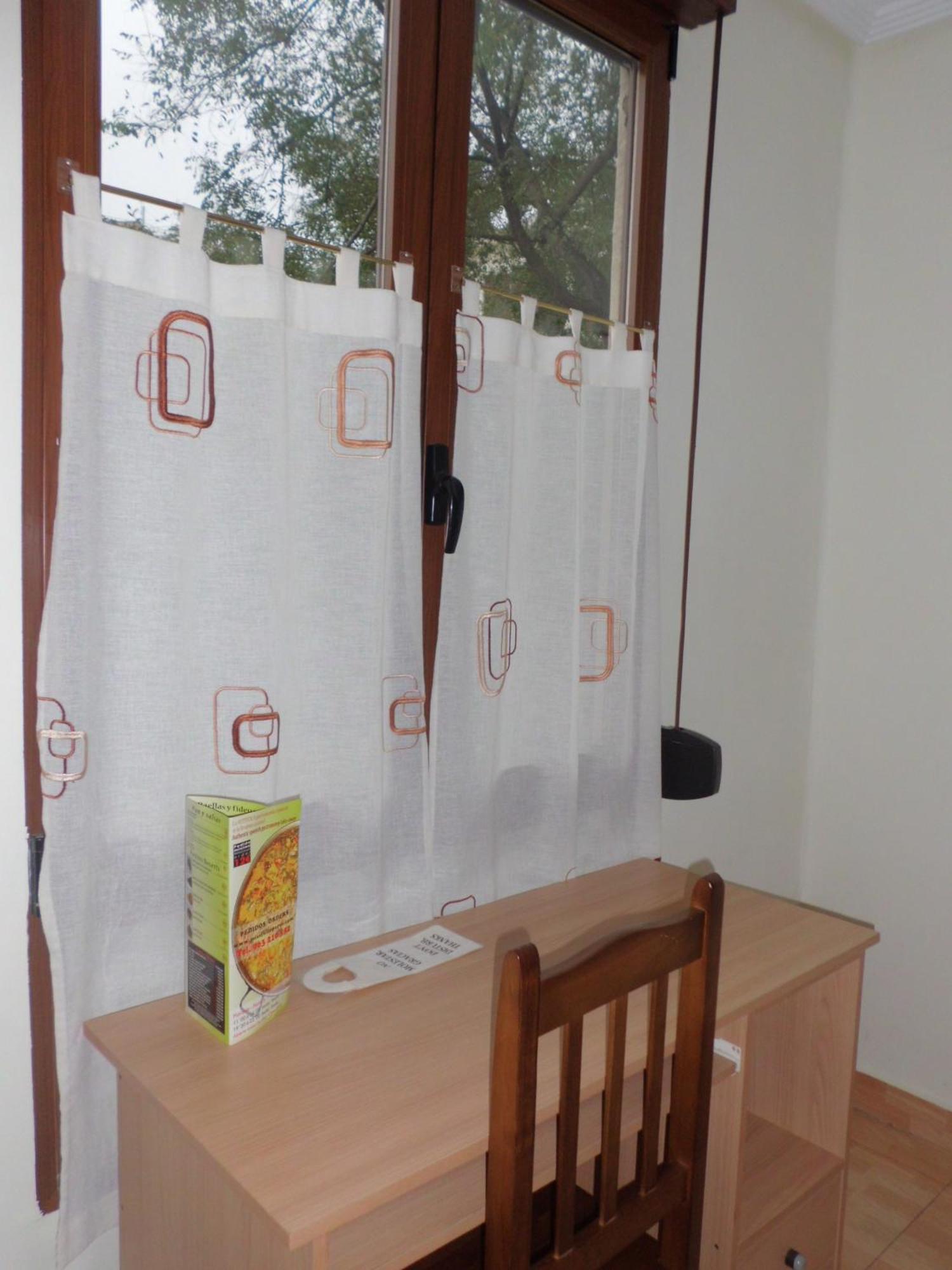 Hostal Abastos Valencia Ngoại thất bức ảnh