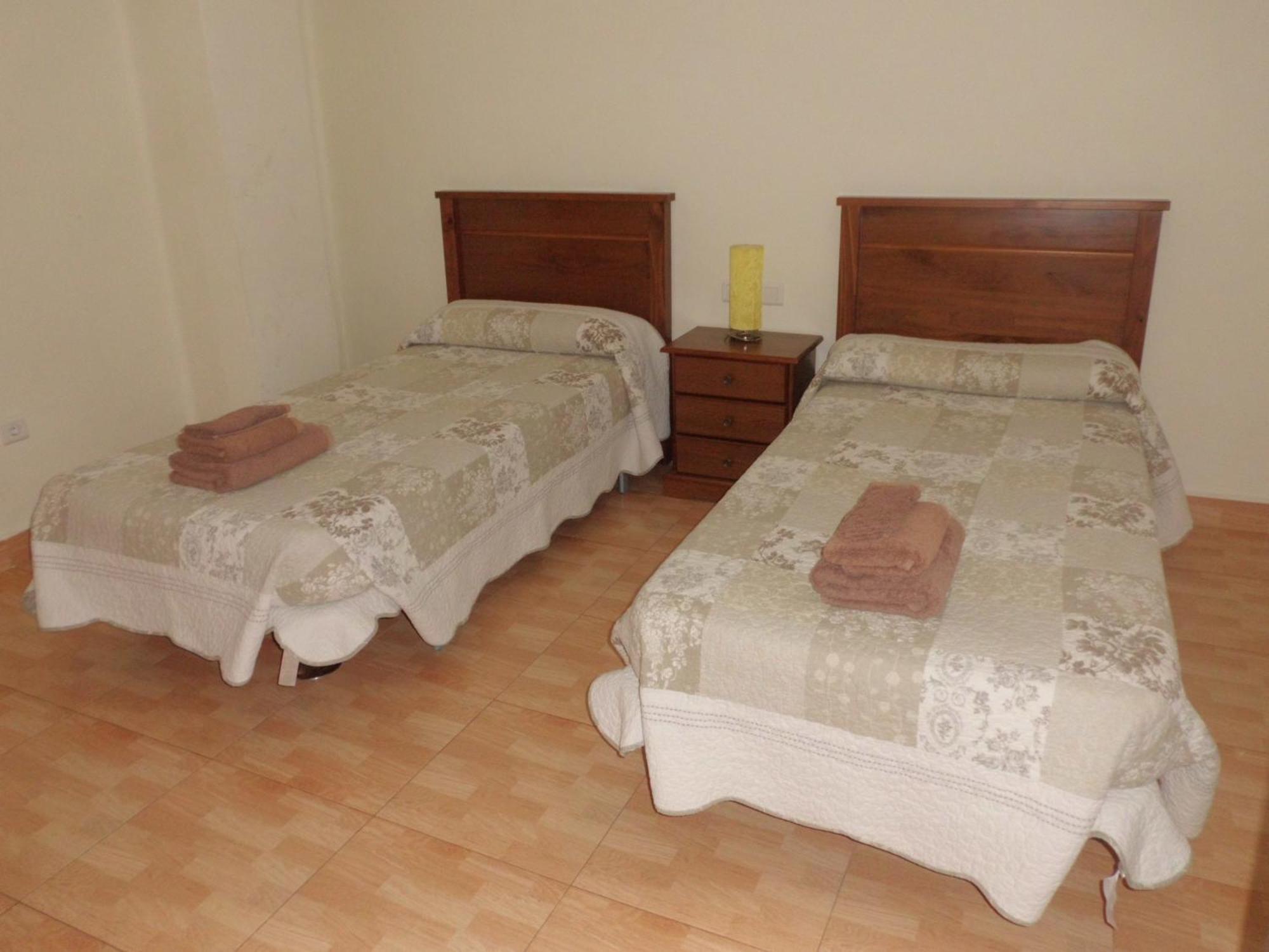 Hostal Abastos Valencia Ngoại thất bức ảnh