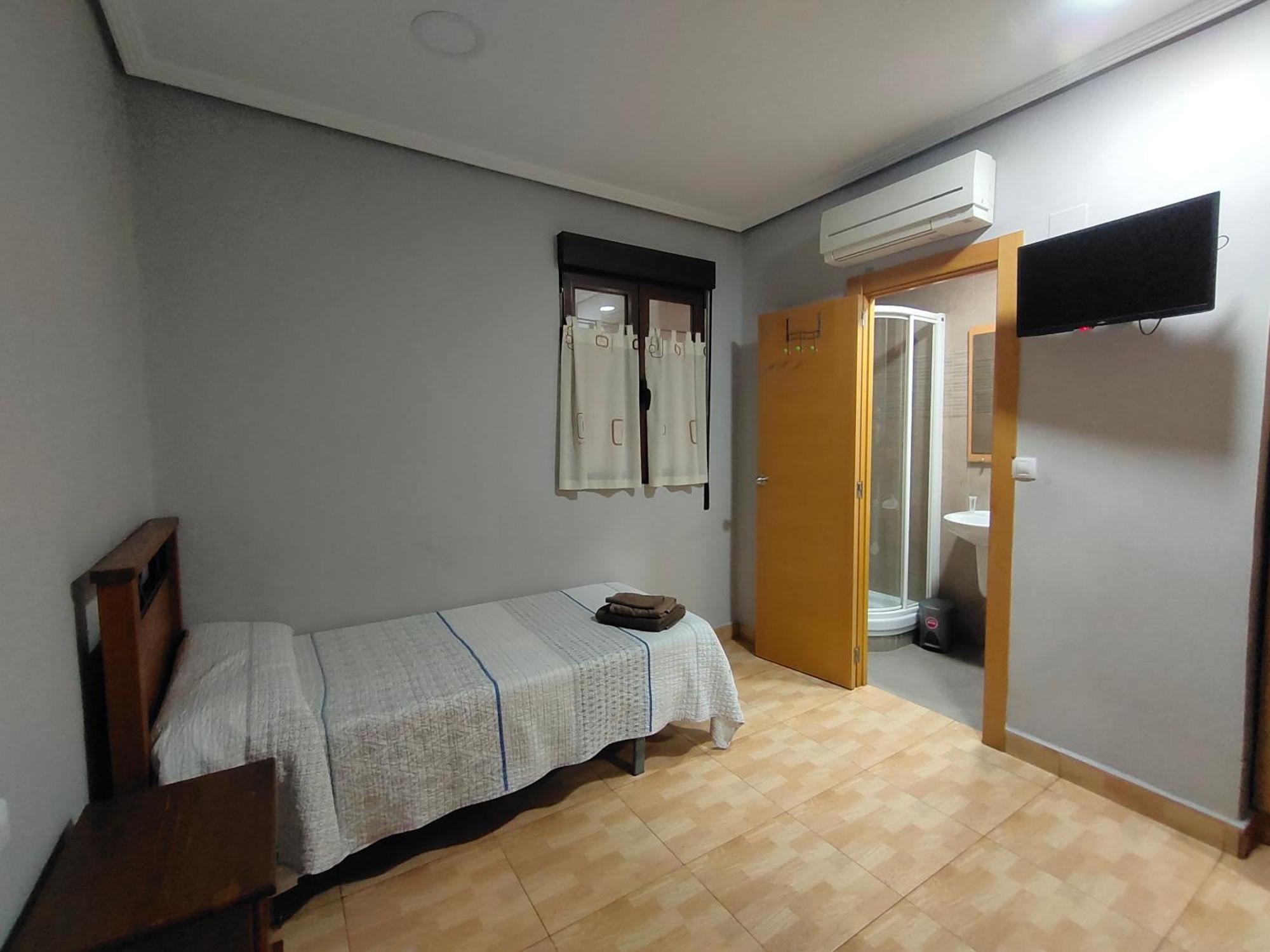 Hostal Abastos Valencia Ngoại thất bức ảnh