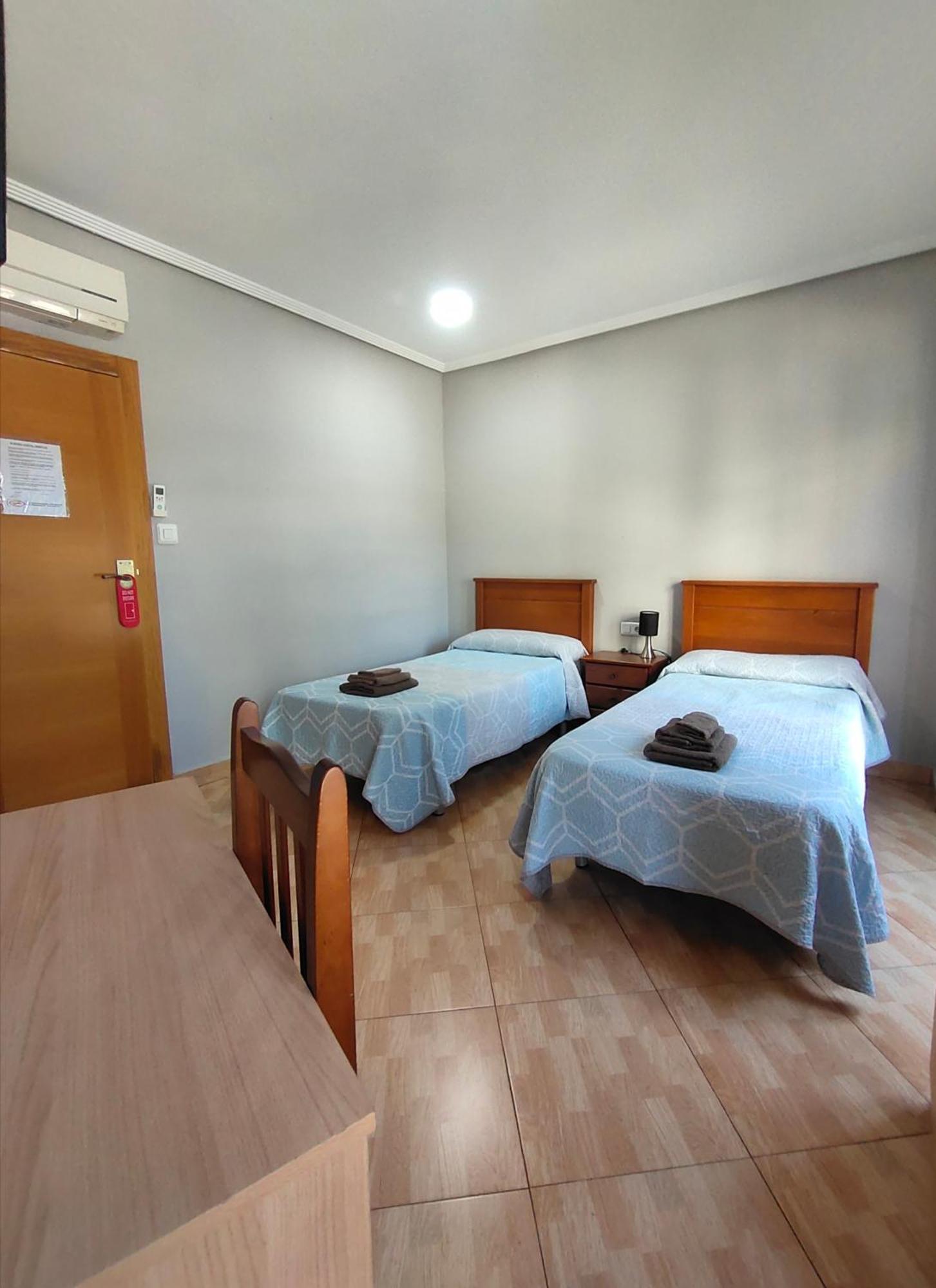 Hostal Abastos Valencia Ngoại thất bức ảnh