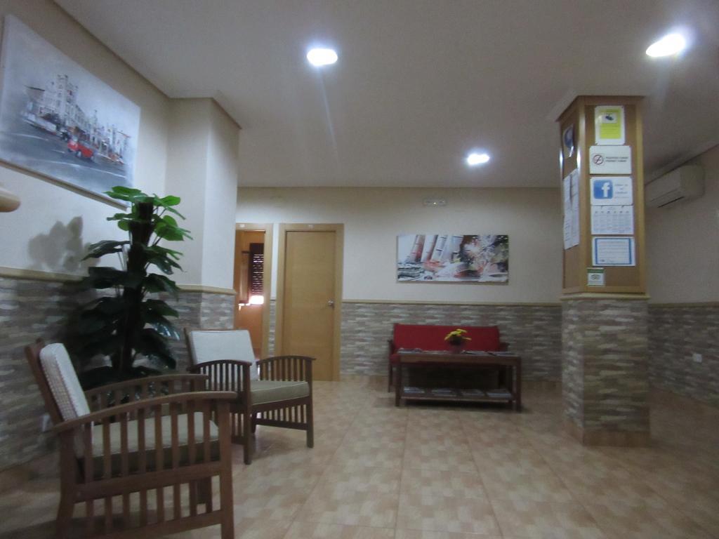 Hostal Abastos Valencia Ngoại thất bức ảnh